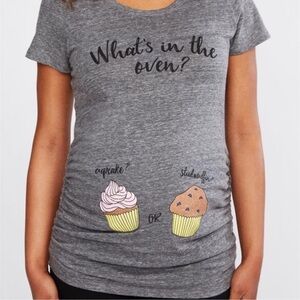 Motherhood Maternity What’s in the oven Cupcake Studmuffin Lightweight Shirt